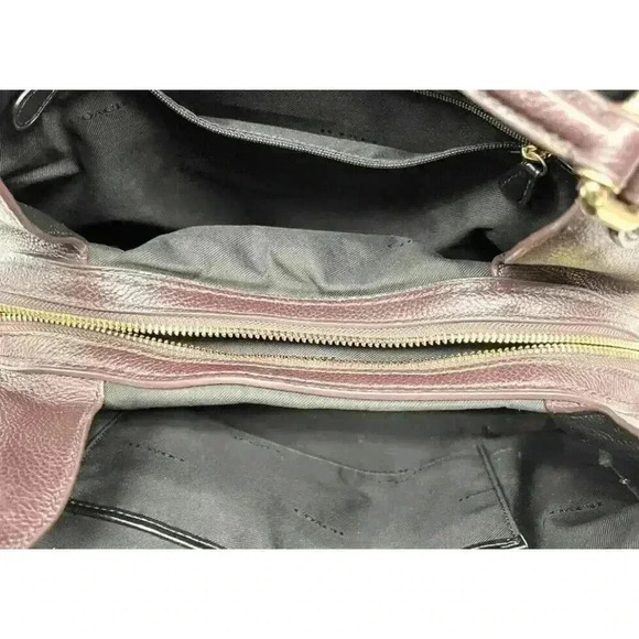 COACH Horse & Carriage Jacquard Edie 31 Shoulder Bag 69815 stripe Oxblood Maroon - Picture 4 of 4